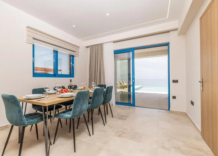 Maridion Beach Family House, By Zantewize